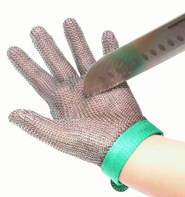 Chainmail Oyster Glove
